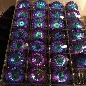 Unique shape and color of jewelry making beads